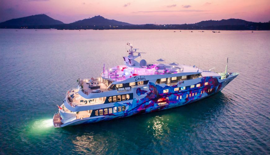 yacht saint tropez luxe